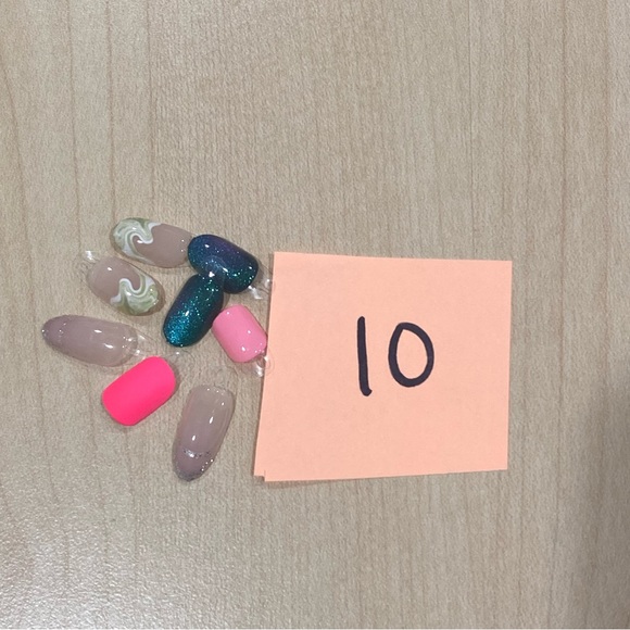 Press-on Nails Impress Leftovers Accent Nails - Picture 5 of 13